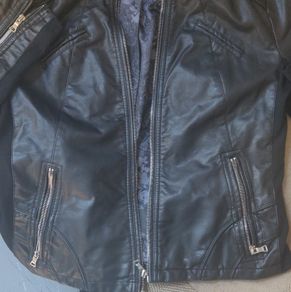 Womens GUESS Motorcycle Jacket (XL)